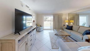 Unit 115 - Newly Updated Furniture, FREE Beach Service